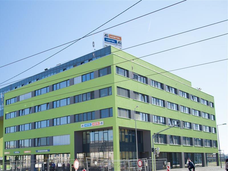 Хостел A&O Graz Hauptbahnhof Экстерьер фото